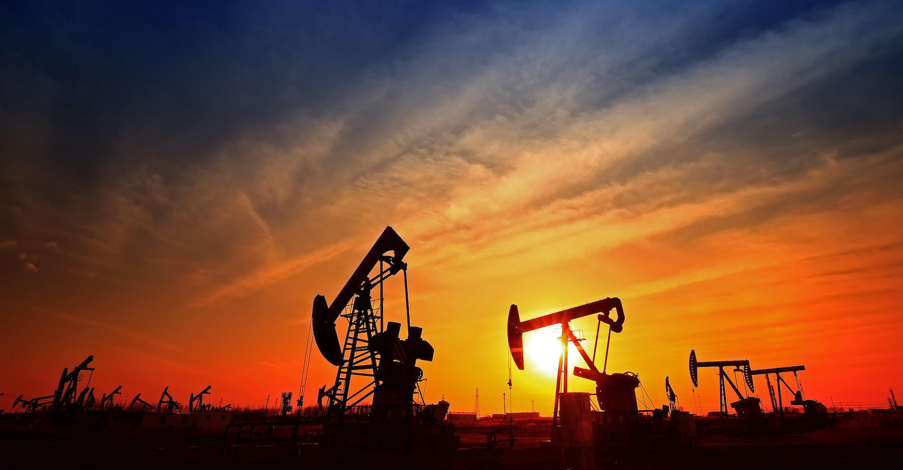Grâce au pétrole non conventionnel et à de nouvelles découvertes dans le domaine offshore profond, les réserves de pétrole sont sans cesse réévaluées. © pdm, Adobe Stock