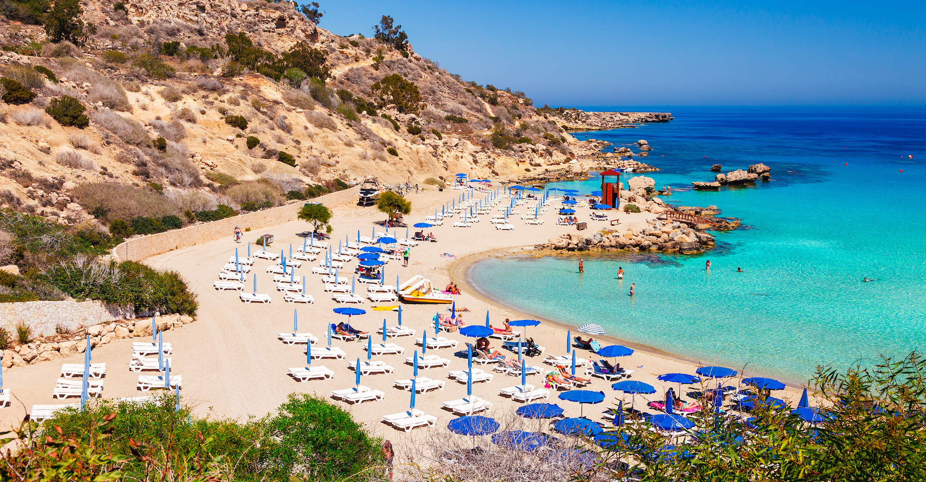 Des chercheurs de l’université de l’Égée (Grèce) montrent qu’avec le changement climatique, les plages de Chypre vont souffrir de la montée du niveau de la mer et de l’intensification des tempêtes. © oleg_p_100, Adobe Stock