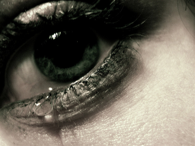 Les pleurs d'une femme ne seraient pas sexuellement attirants pour un homme. © Megyarsh, Flickr, CC by 2.0