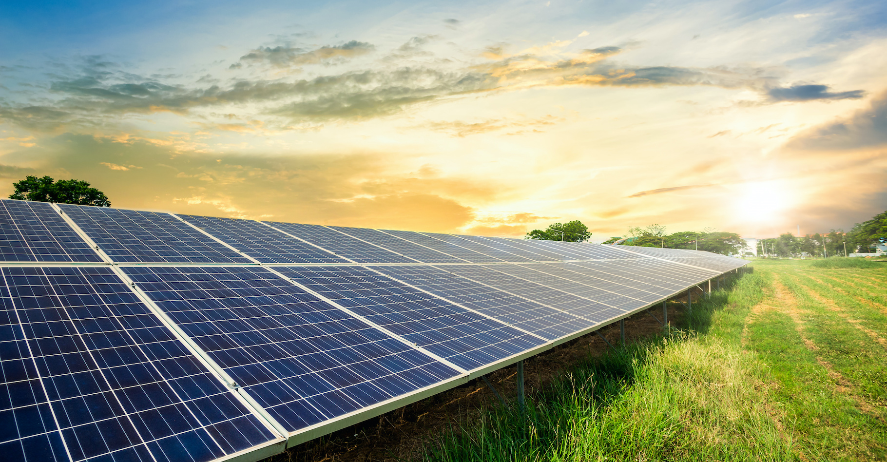 Dans le monde des cellules solaires, la course à l’efficacité est lancée depuis longtemps. Aujourd’hui, des chercheurs du National Renewable Energy Laboratory (NREL, États-Unis) présentent une nouvelle avancée avec des cellules dont l’efficacité frôle les 40 % ! © Thinapob, Adobe Stock