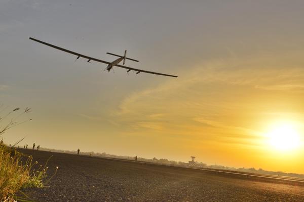 Le SI2 en vol. C'est cet appareil qui effectue actuellement la tentative de tour du monde. © Solar Impulse