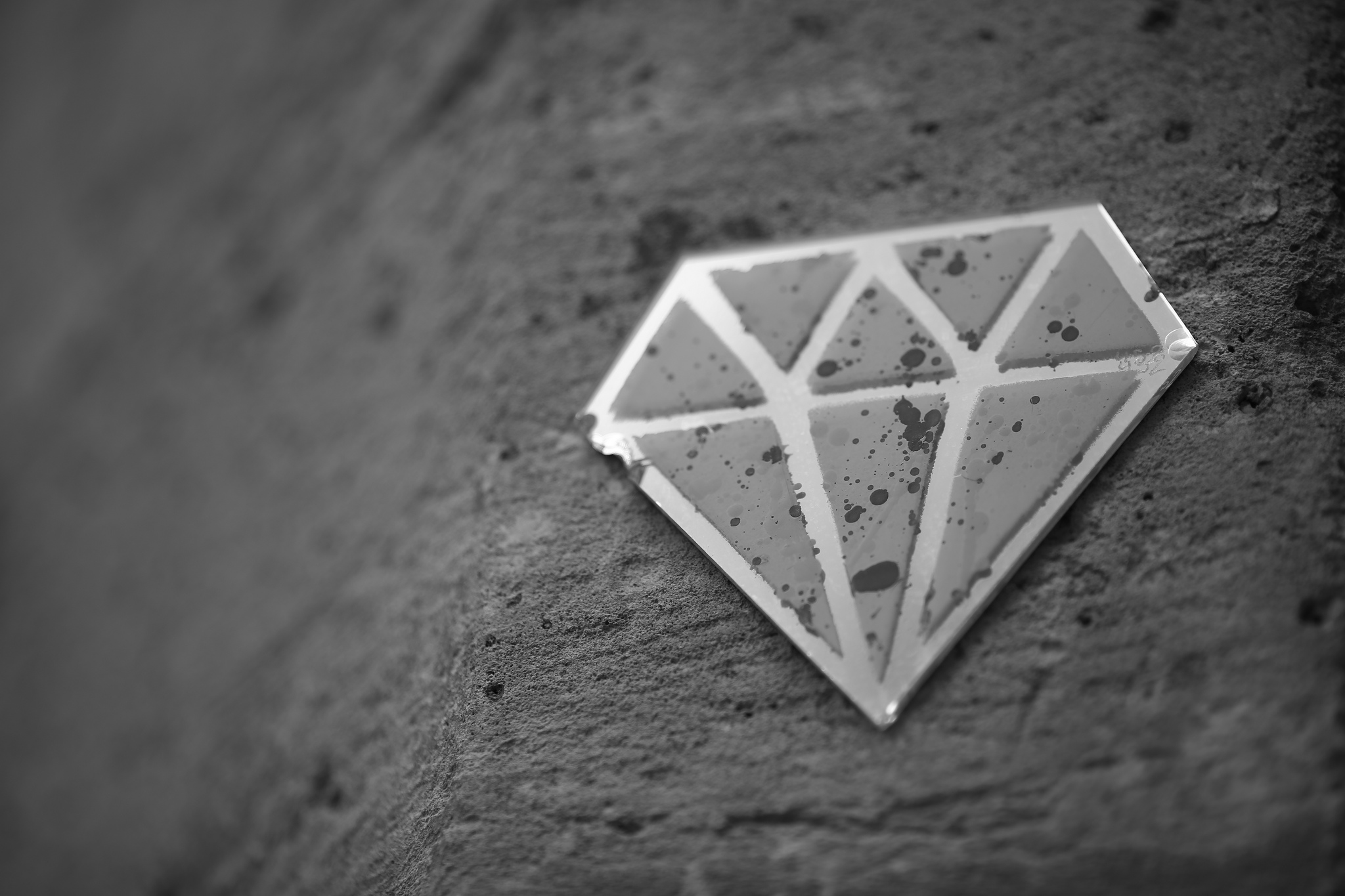 Le diamant est l’un des matériaux, dans son état solide, les plus durs qui soient. © Alexandre Dulaunoy, Flickr, CC by-sa 2.0