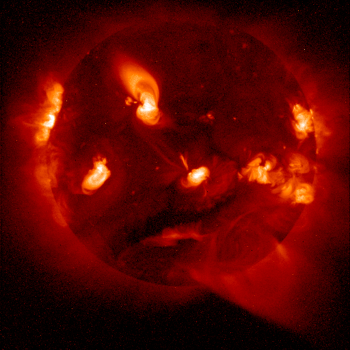 La couronne solaire et ses éruptions vues en rayons X mous en 1993. Crédit : Nasa