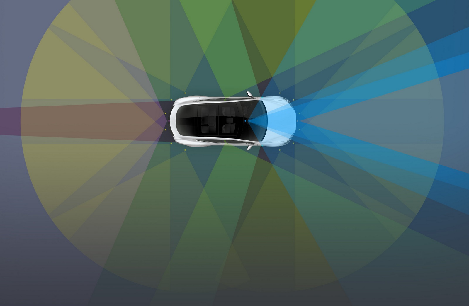 L'Autopilot des Tesla n'est pas un système de conduite autonome à part entière. Il requiert que le conducteur garde ses mains sur le volant et soit attentif à la route. © Tesla