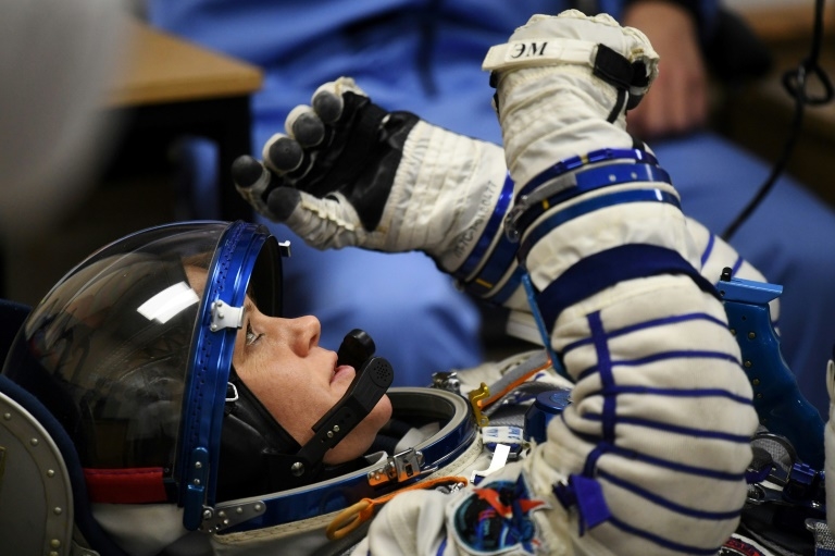 L'astronaute américaine Anne McClain, vue ici le 3 décembre 2018 au cosmodrome de Baïkonour, au Kazakhstan, est accusée par son ex-compagne d'avoir commis le premier délit dans l'espace. © Kirill Kudryavtsev - AFP/Archives