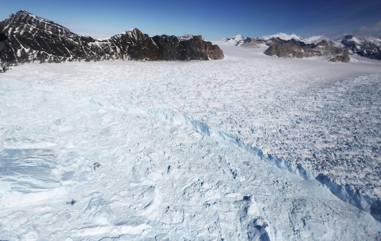 L'américain Colin O'Brady devient le premier à avoir traverser l'Antarctique de part en part, en solo et sans assistance. © Mario Tama - Getty Images North america/AFP/Archives