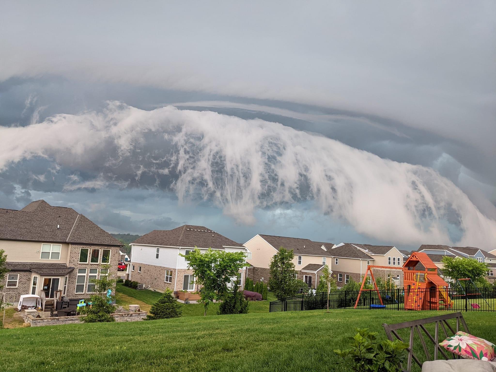 Un nuage arcus très déchiré dans l'Ohio en 2022. © Colleen Heister Miles
