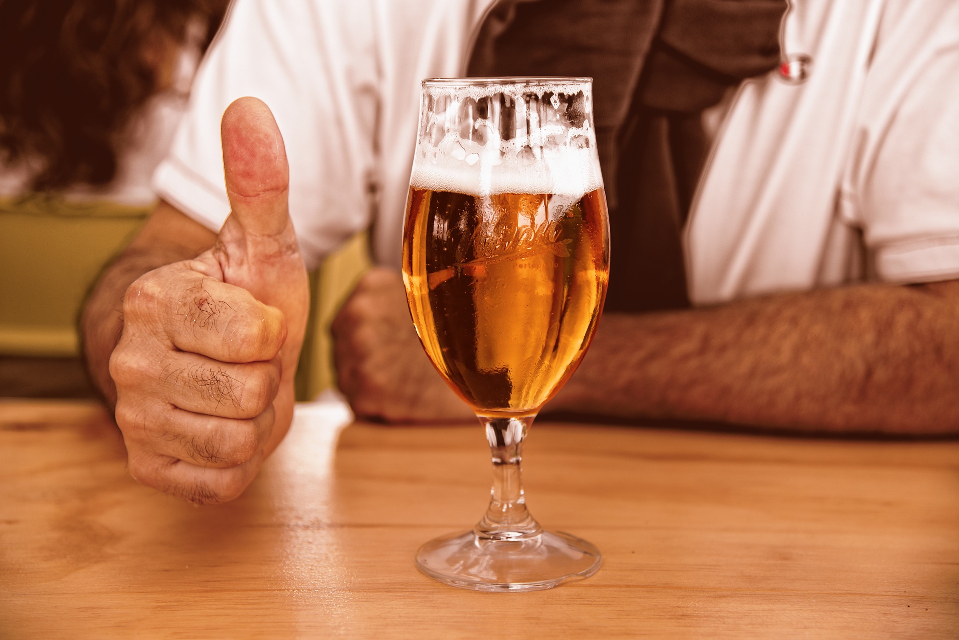 Les pères aussi devraient se tourner vers les bières sans alcool. © Mabel Amber, Pixabay