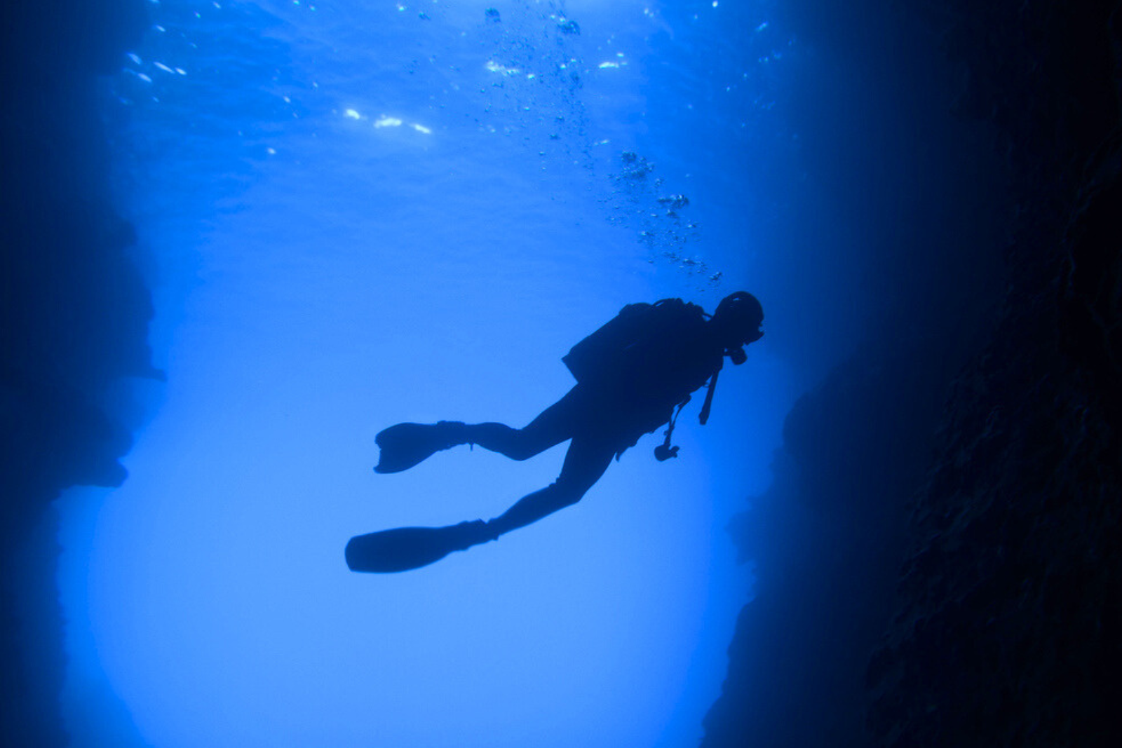 De mystérieuses structures sous-marines défient les explications scientifiques. © Ultramarinfoto, iStock