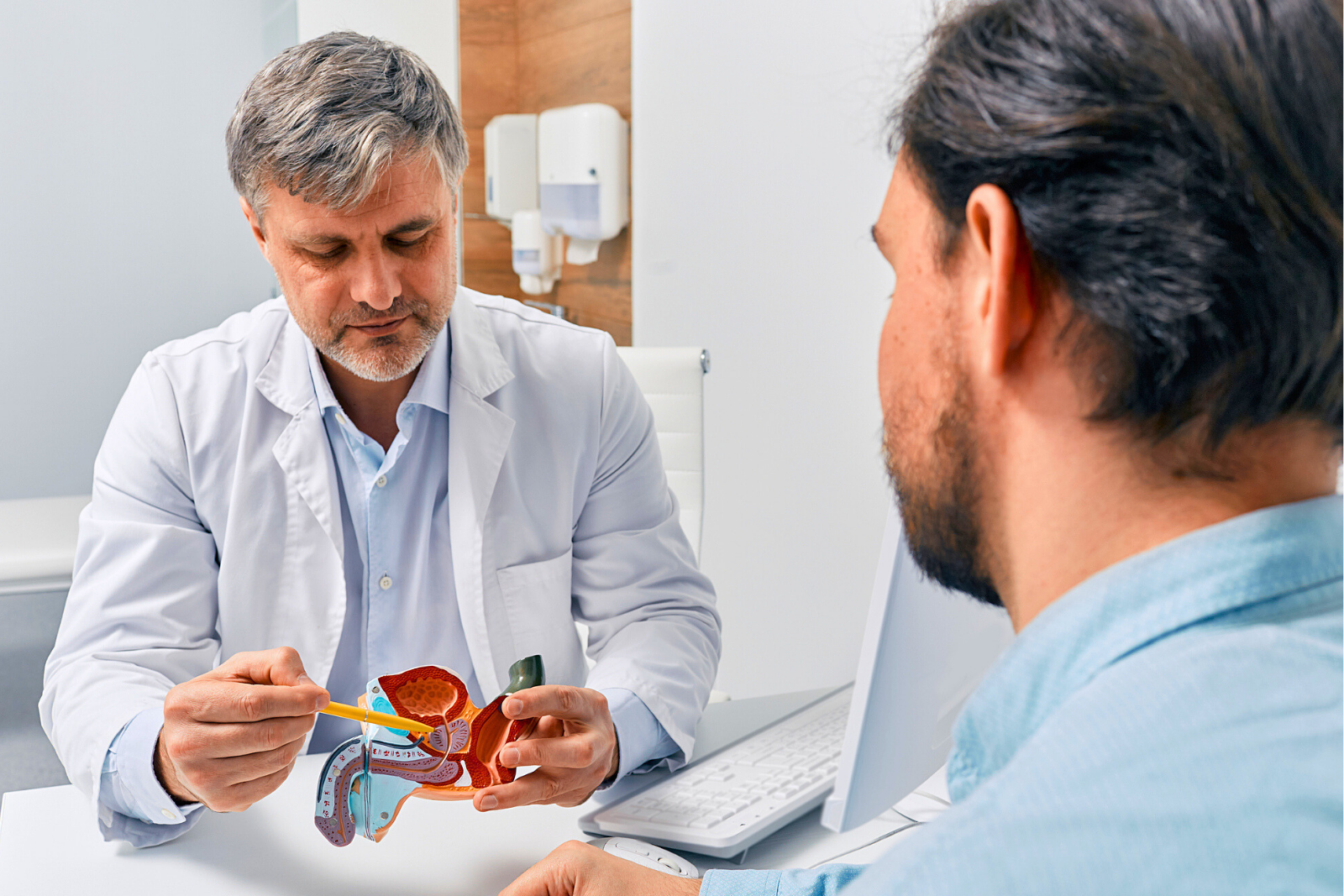Vieillir pourrait vous protéger du cancer : voici pourquoi la science s’y intéresse. © PeakStock, iStock
