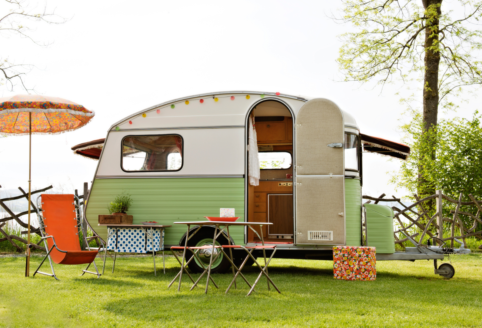 Un petit tour en caravane cet été, ça vous tente ? © Maya, Adobe Stock