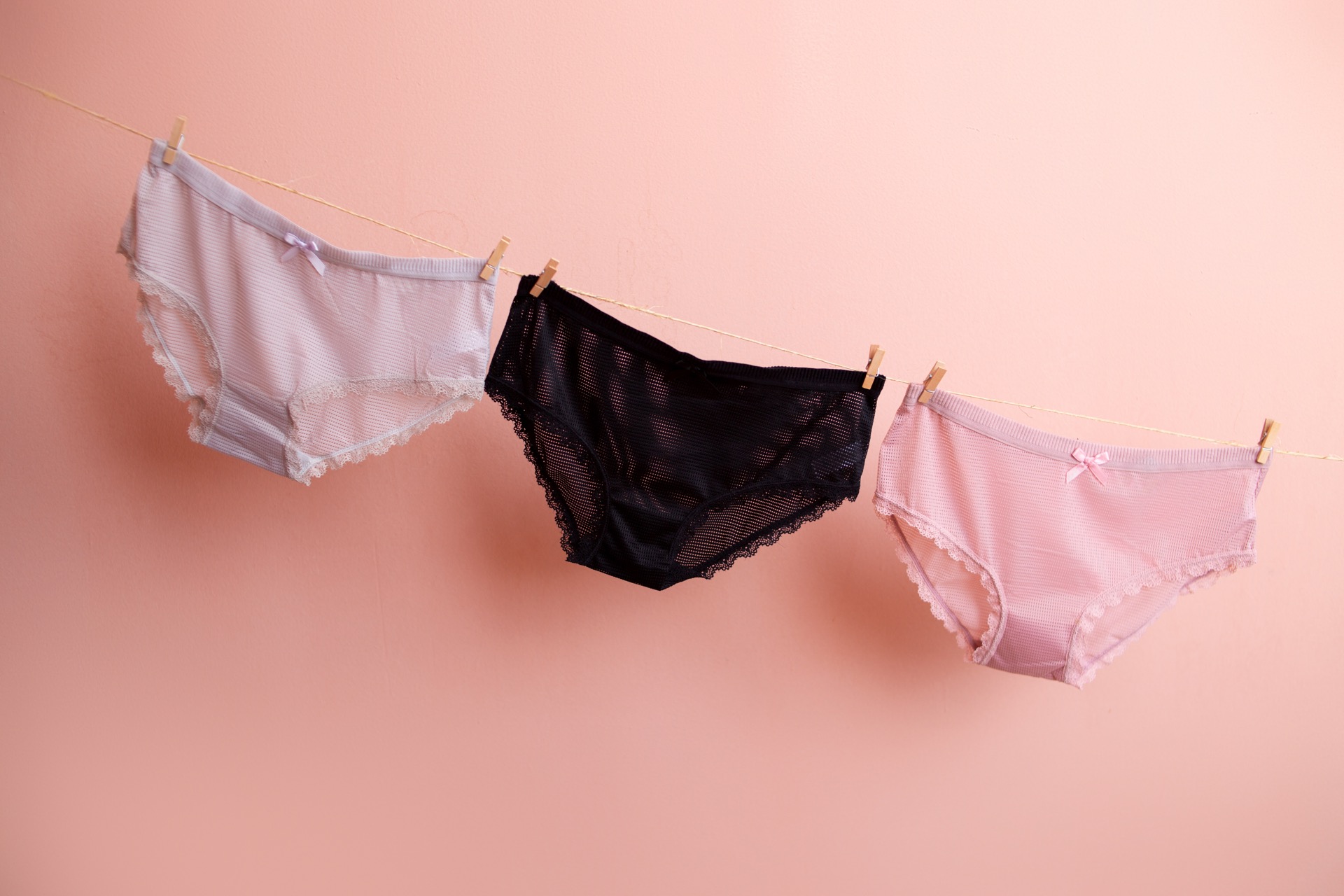 Comment choisir, utiliser et prendre soin d'une culotte menstruelle ? © AJ_stock_photos, Adobe Stock