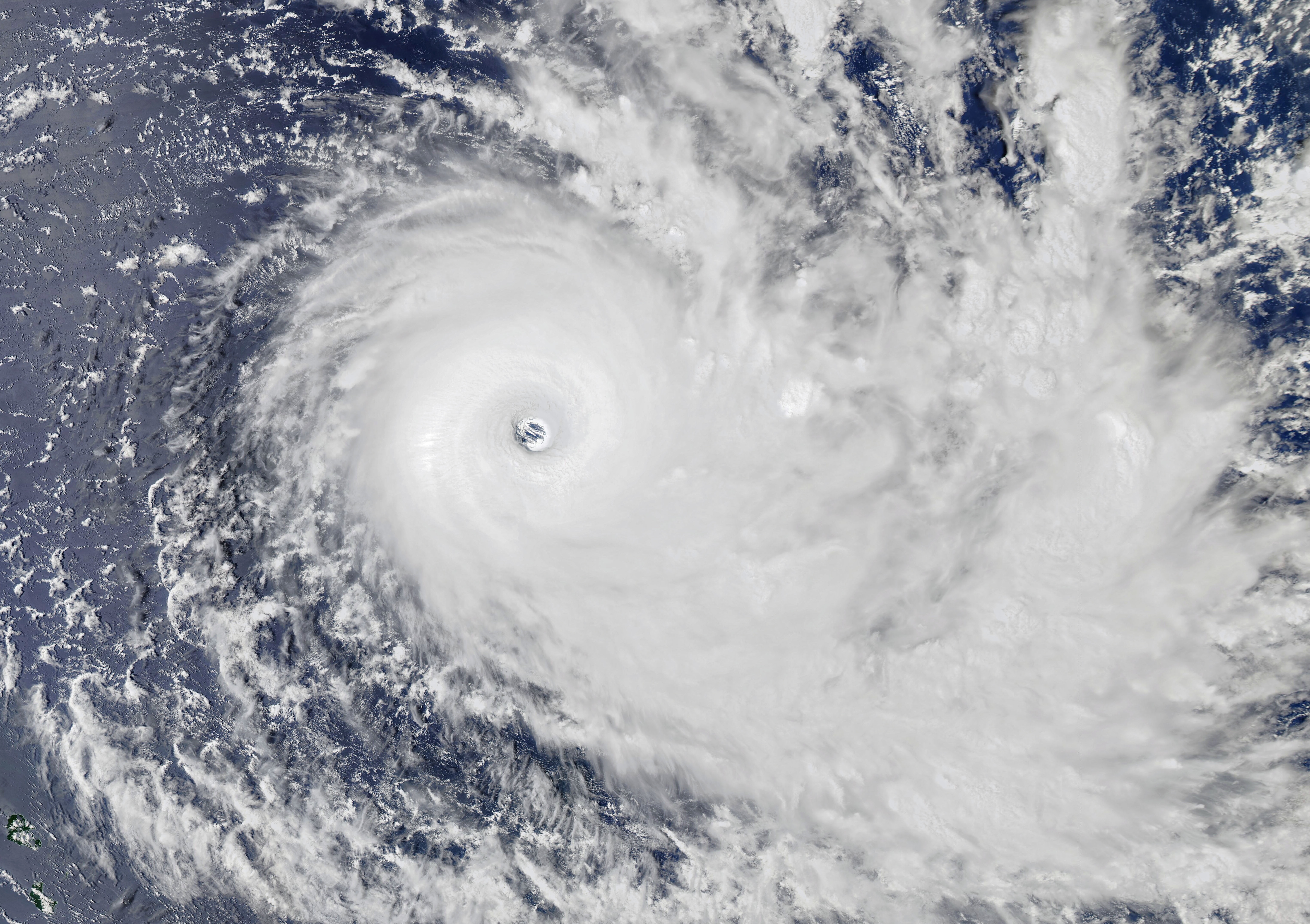 Le monstrueux cyclon Yasa, le 16 décembre 2020, photographié par le satellite Aqua de la Nasa. © Nasa