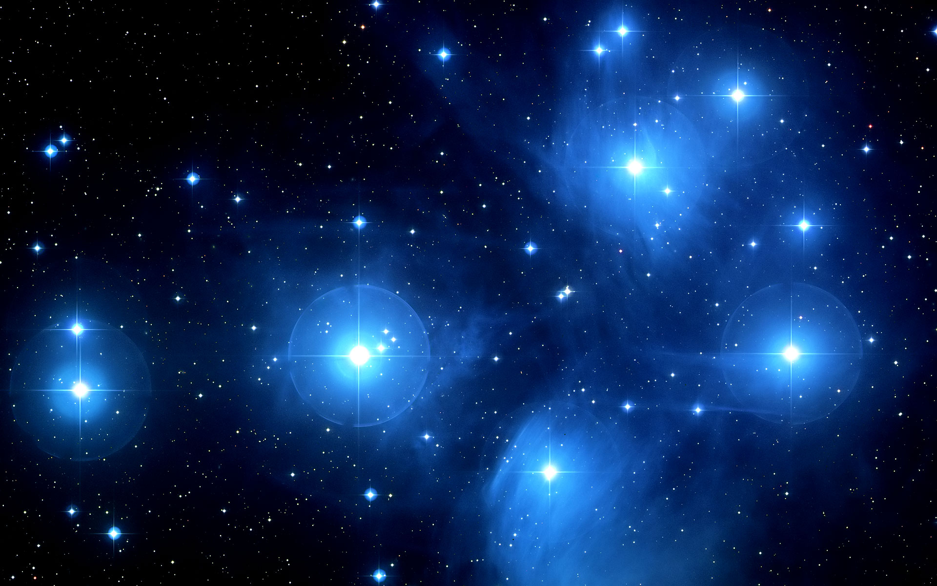 Les Pléiades (M45), un sublime groupe d'étoiles de la constellation du Taureau