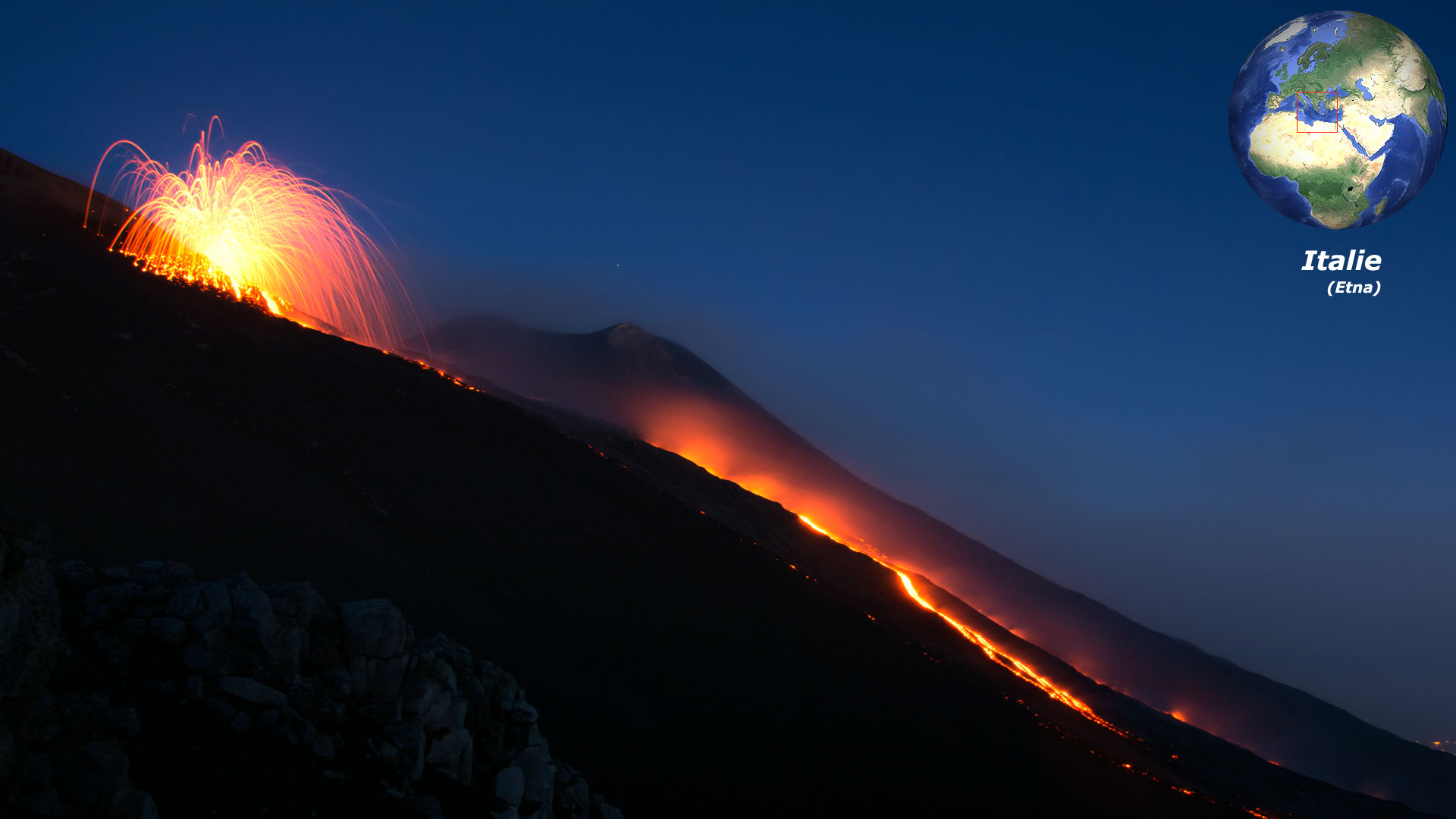 L'Etna, un volcan italien toujours très actif, en Sicile