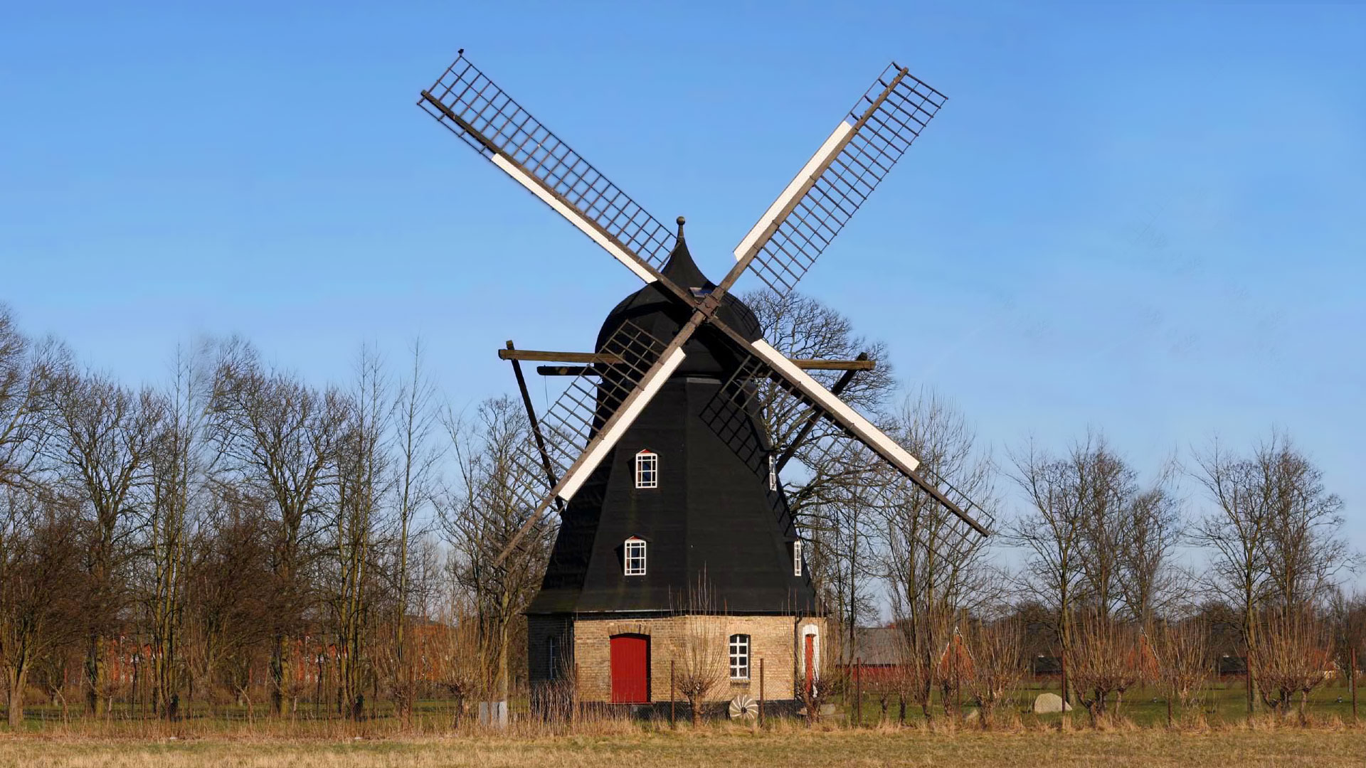 Le moulin à vent de Flackarp, Suède