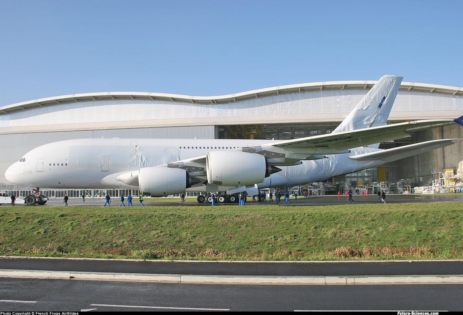A380 001