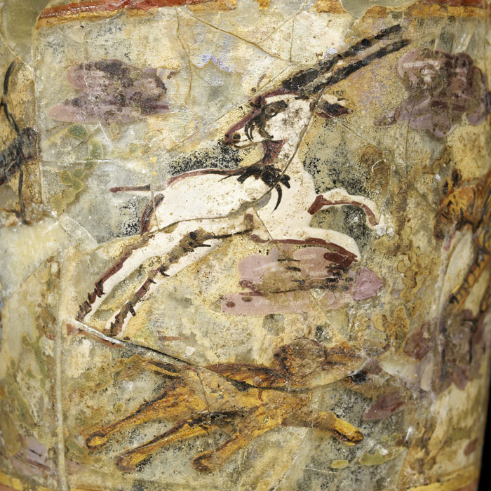 Grand gobelet à décor peint, du site archéologique de Begram