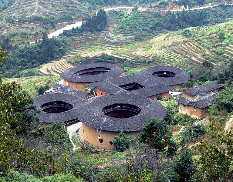 Les tulou du Fujian, habités par les Hakka