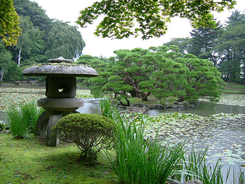 Un jardin japonais à Morioka, au Japon