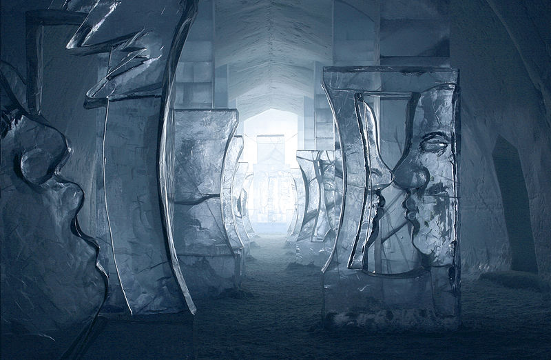 Sculptures sur glace à Jukkasjärvi, en Suède
