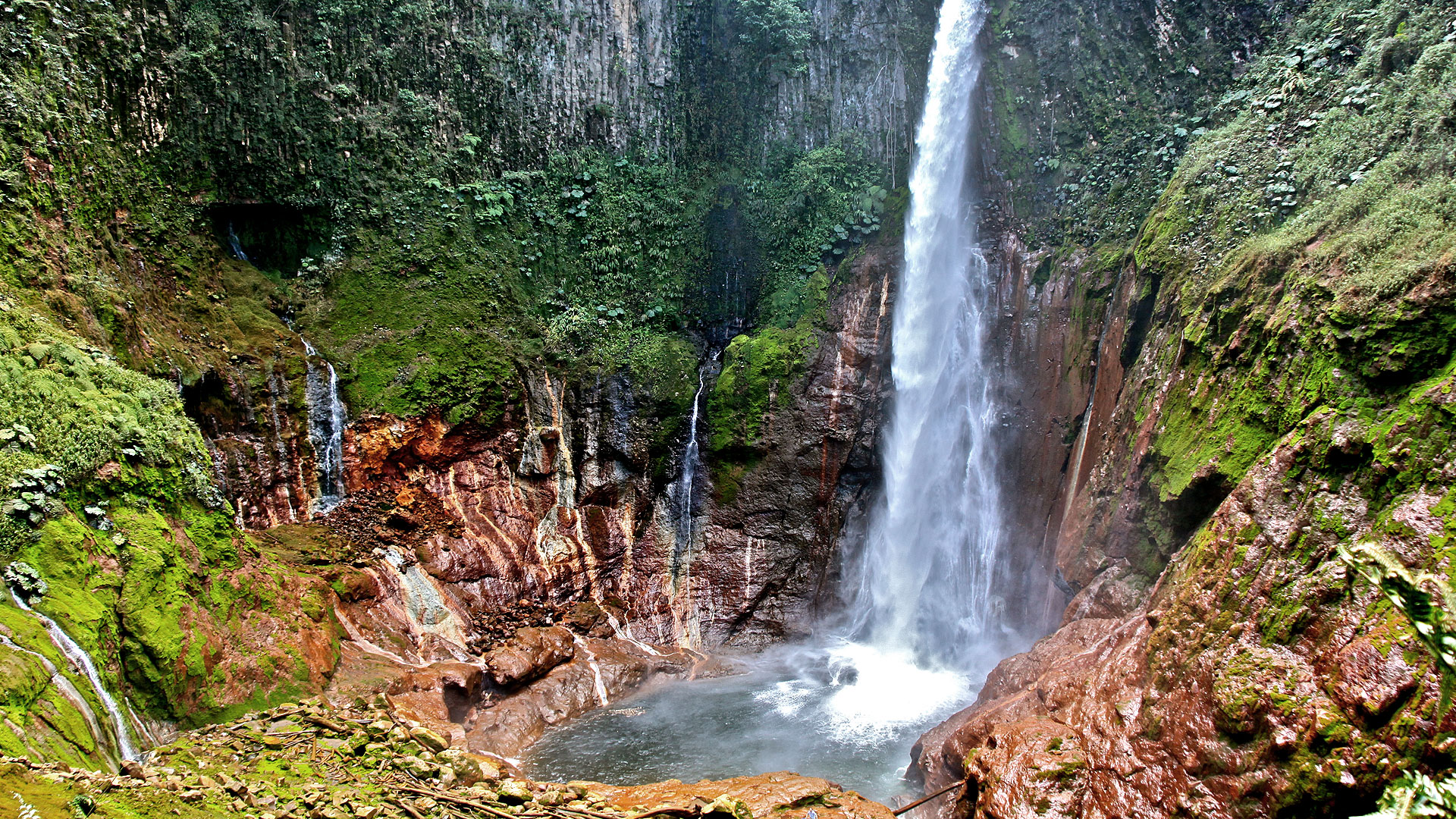 La cascade del Toro, au Costa Rica