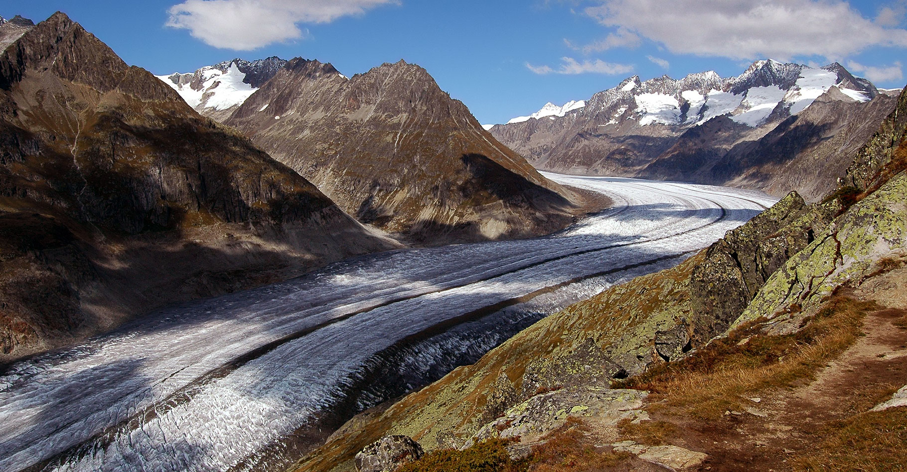 Le glacier Aletsch,&nbsp;le plus grand glacier des Alpes, est&nbsp;situé dans le Valais.&nbsp;© Cristina Del Biaggio -&nbsp;CC BY-SA 3.0