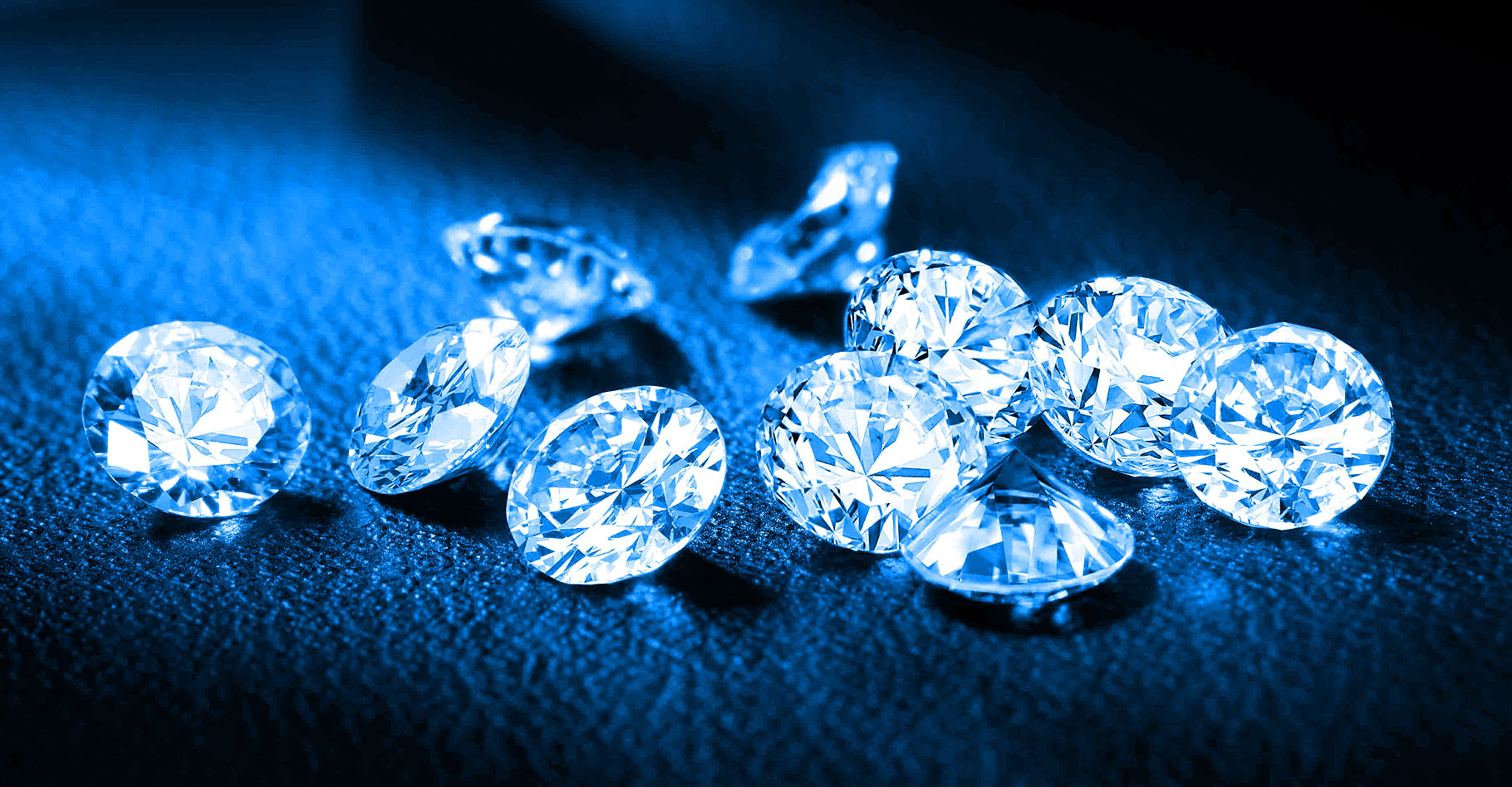 Les diamants, rares et envoûtants. © Freewallpaper, DP