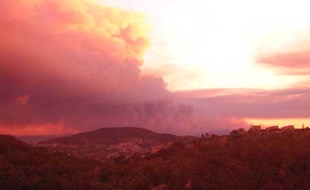 Evaluation et cartographie du risque d'incendie de forêt