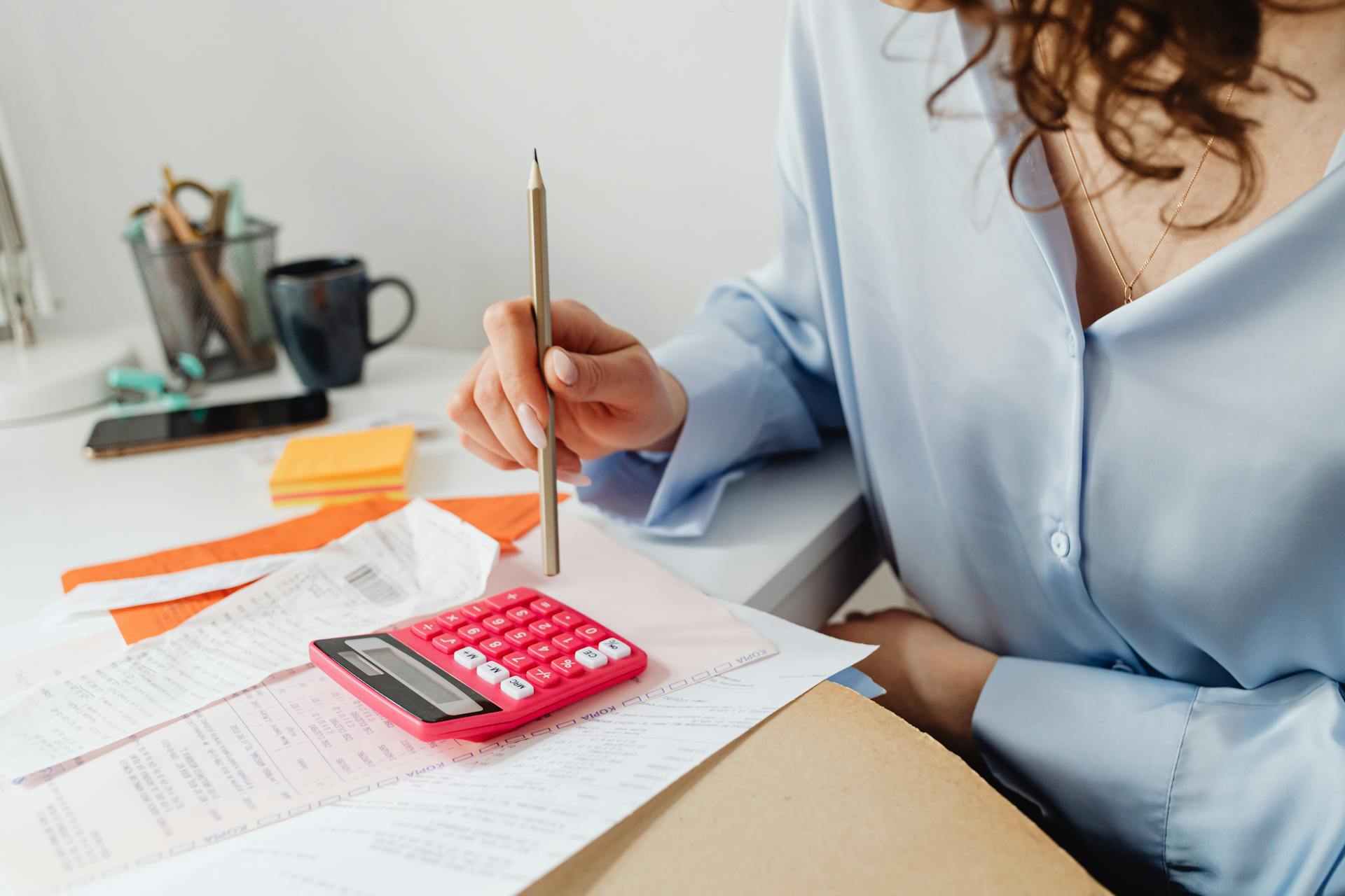 Que faire en cas de dépense imprévue ? Voici quelques options pour faire face à un besoin d’argent urgent. © karolina-grabowska, Kaboompics.com, Pexels