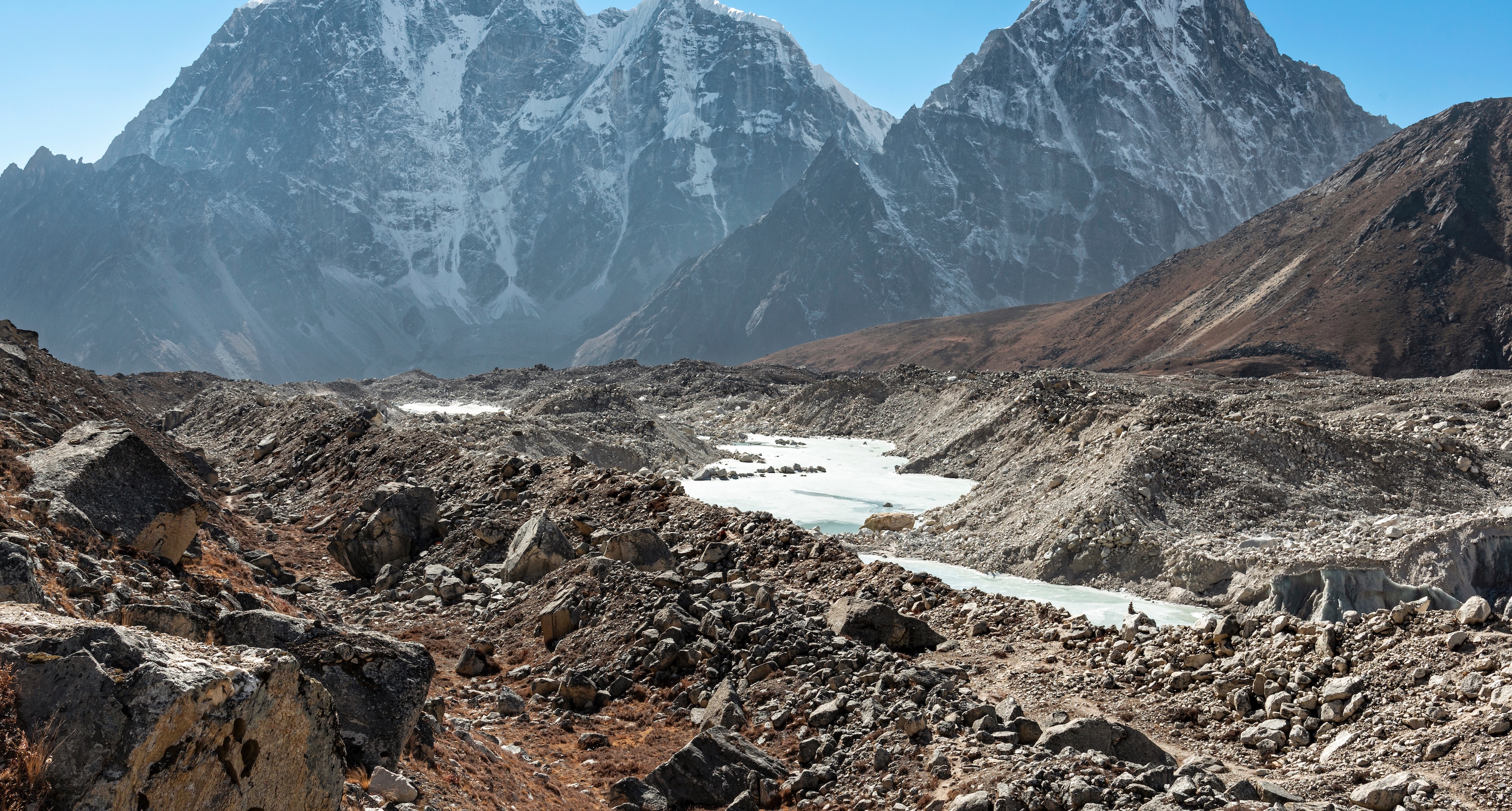 Le glacier Khumbu. © Robin Lardon, Adobe Stock