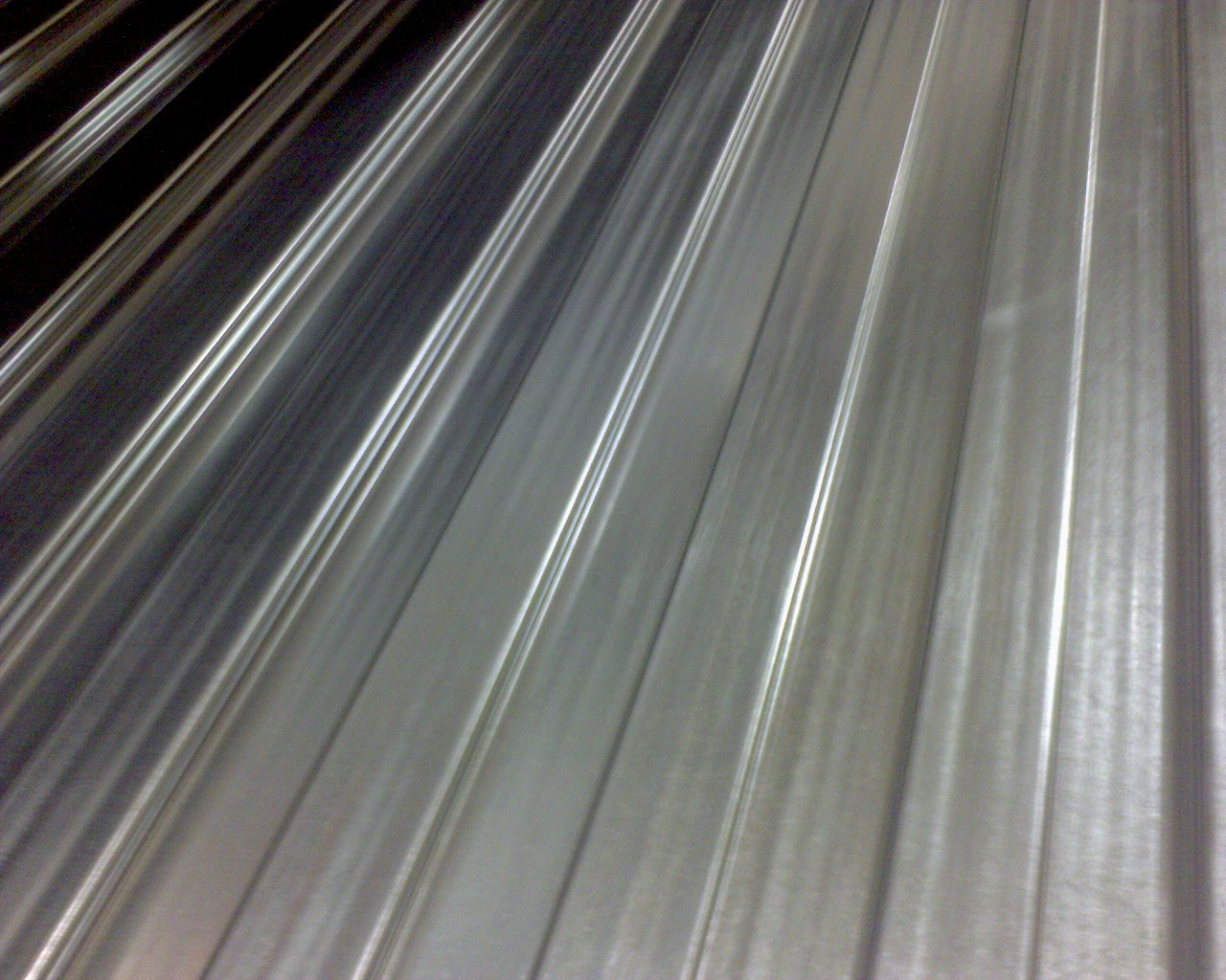 Ce profilé d'aluminium peut être utilisé pour la couverture, par exemple. © Rutger Middendorp, CC BY-NC-ND 2.0, Flickr