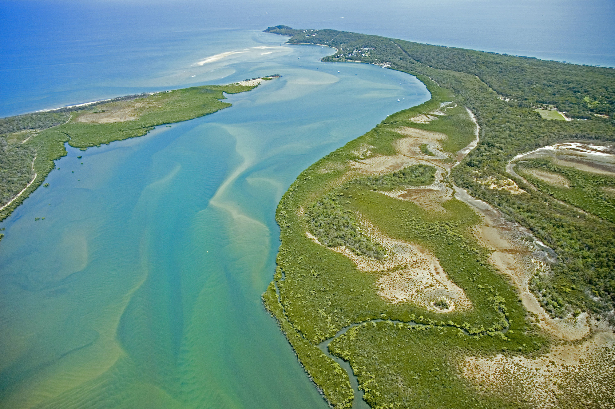 L’estuaire est la zone de transition entre le fleuve et l’océan. © cedric Schmidt, Adobe Stock
