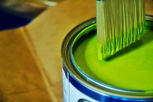 Le greenwashing, ou l’art de repeindre en vert ce qui ne l’est pas. © Jennifer L. CC by-nc-nd 2.0