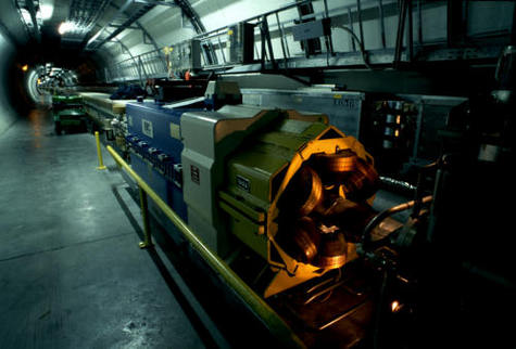 Vue du LEP lorsqu'il était encore en service (Crédit : CERN).