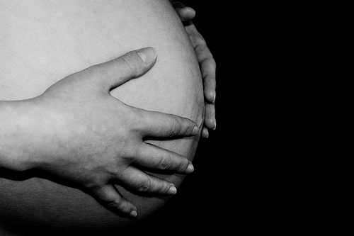 La grossesse dure neuf mois. © Laurent GL, Flickr CC by nc-nd 2.0