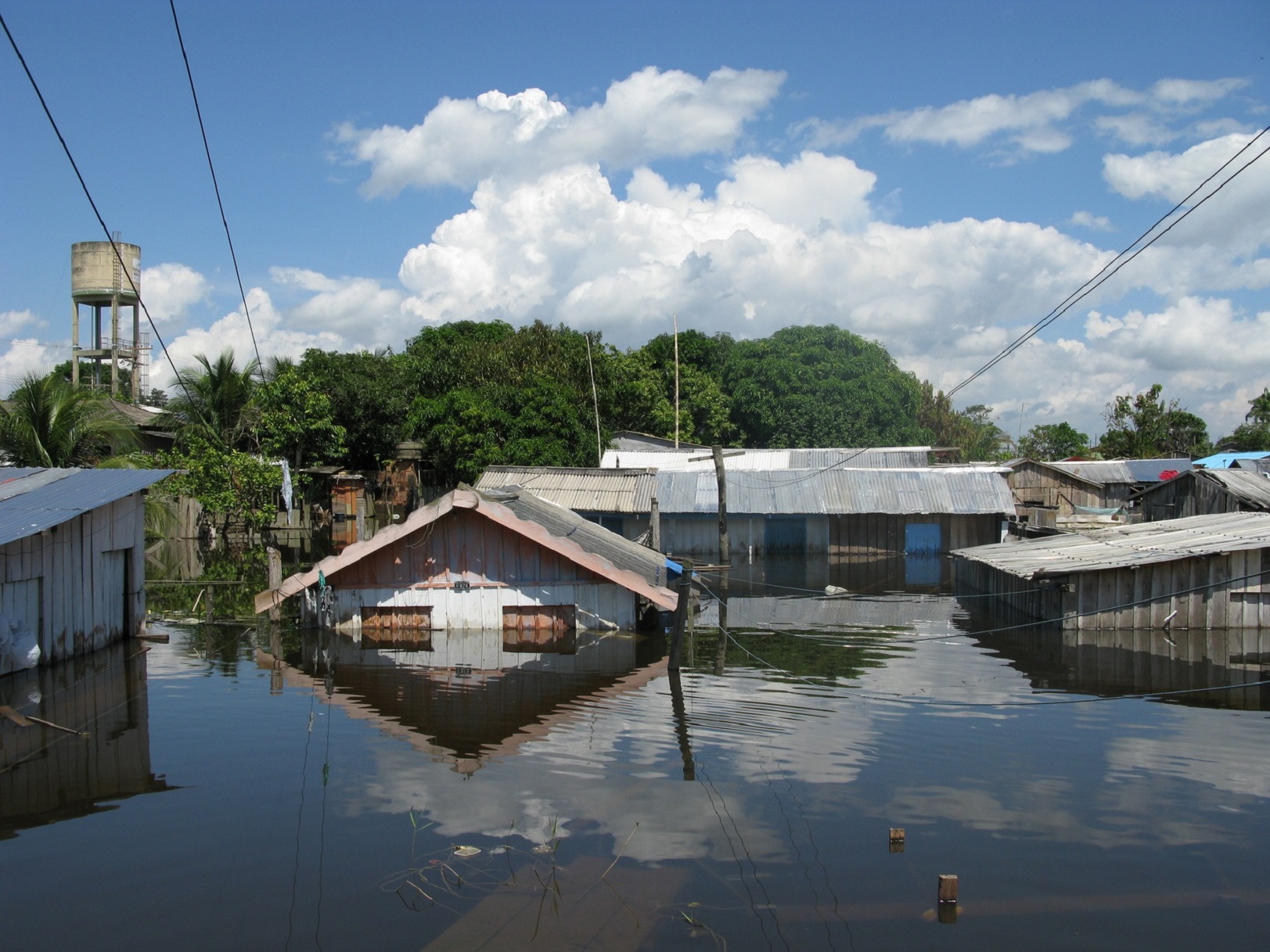 Inondations à Manacapuru, dans l’État d’Amazonas au Brésil. © guentermanaus, Fotolia