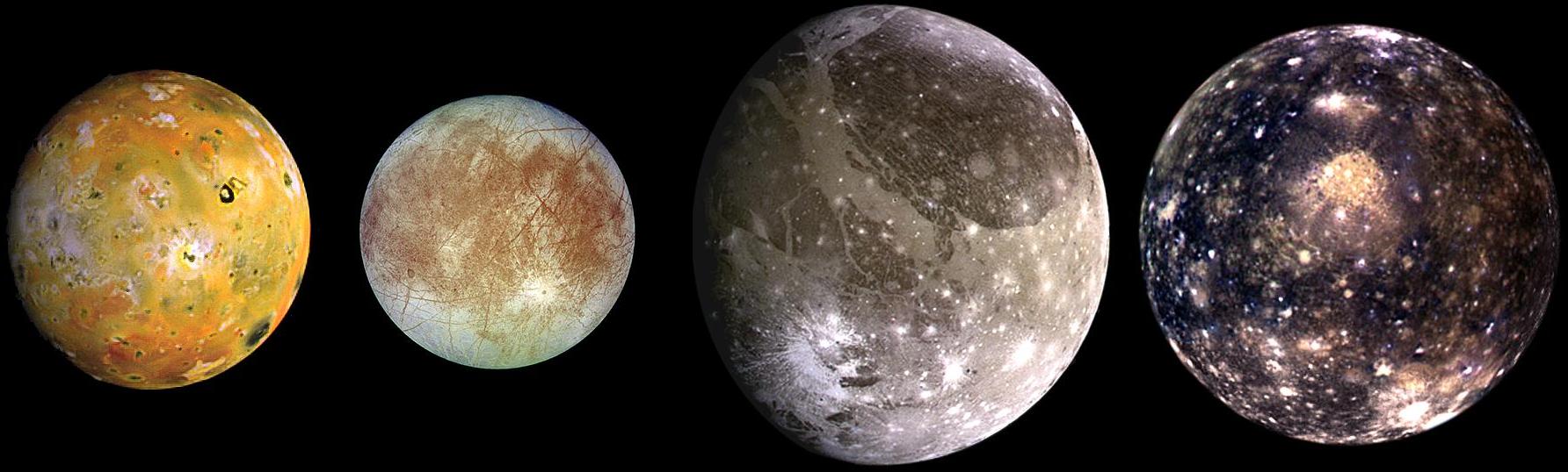 Les quatre lunes médicéennes de Jupiter photographiées par Galileo. De gauche à droite, en partant de Jupiter : Io, Europe, Callisto, Ganymède.  © Nasa