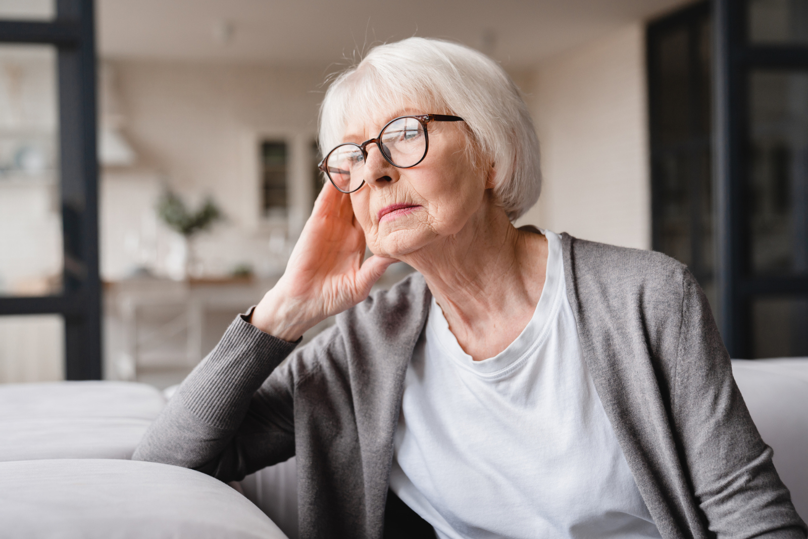 Un lien troublant entre TDAH et démence mis en lumière par la science. © Inside Creative House, iStock