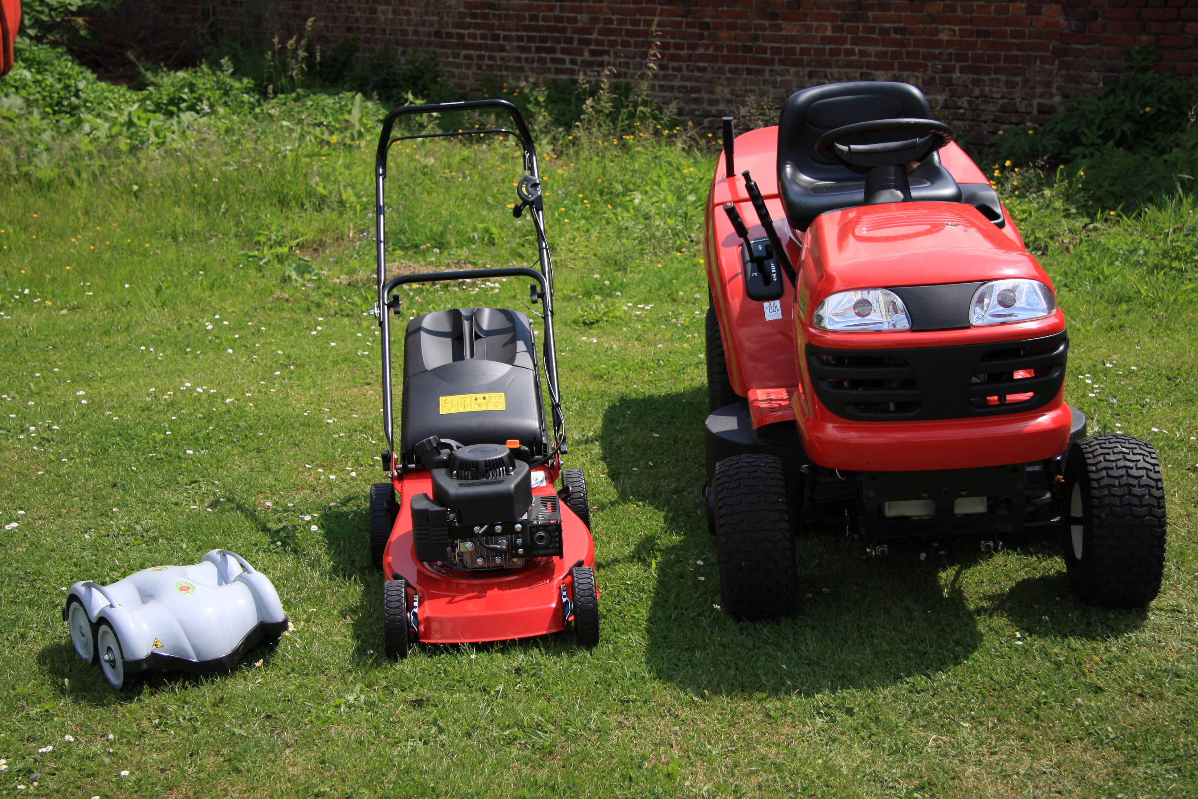 La maintenance des machines motorisées est indispensable pour assurer leur bon fonctionnement © IDN, Adobe Stock