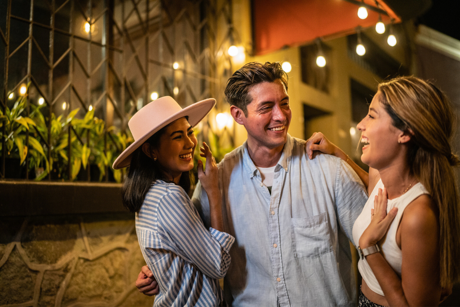 Une étude s'intéresse à l'épanouissement relationnel que procurent la monogamie ou le polyamour. © FG Trade Latin, iStock