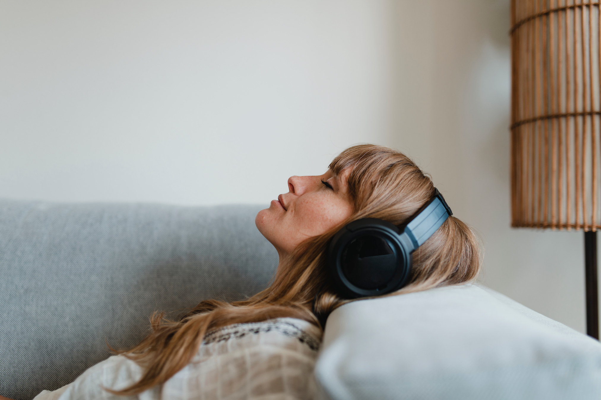 Une nouvelle méthode d'imagerie cérébrale permet d'observer en temps réel comme les stimuli extérieurs se propagent dans le cerveau. © Rawpixel.com, Adobe Stock