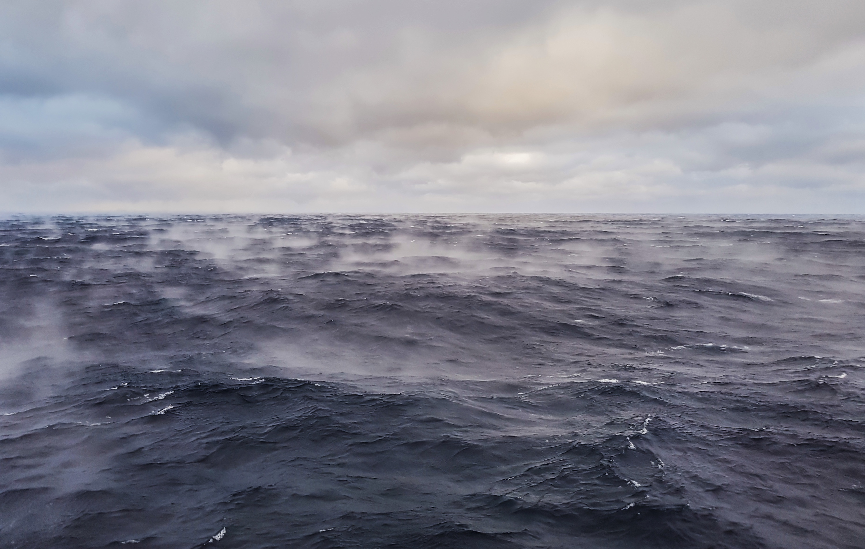 Des chercheurs de l’université de Nouvelle-Galles du Sud (Australie) tentent de déterminer avec précision comment la température de l’océan évolue pour aider à mieux prévoir le changement climatique à venir. © donvictori0, Adobe Stock