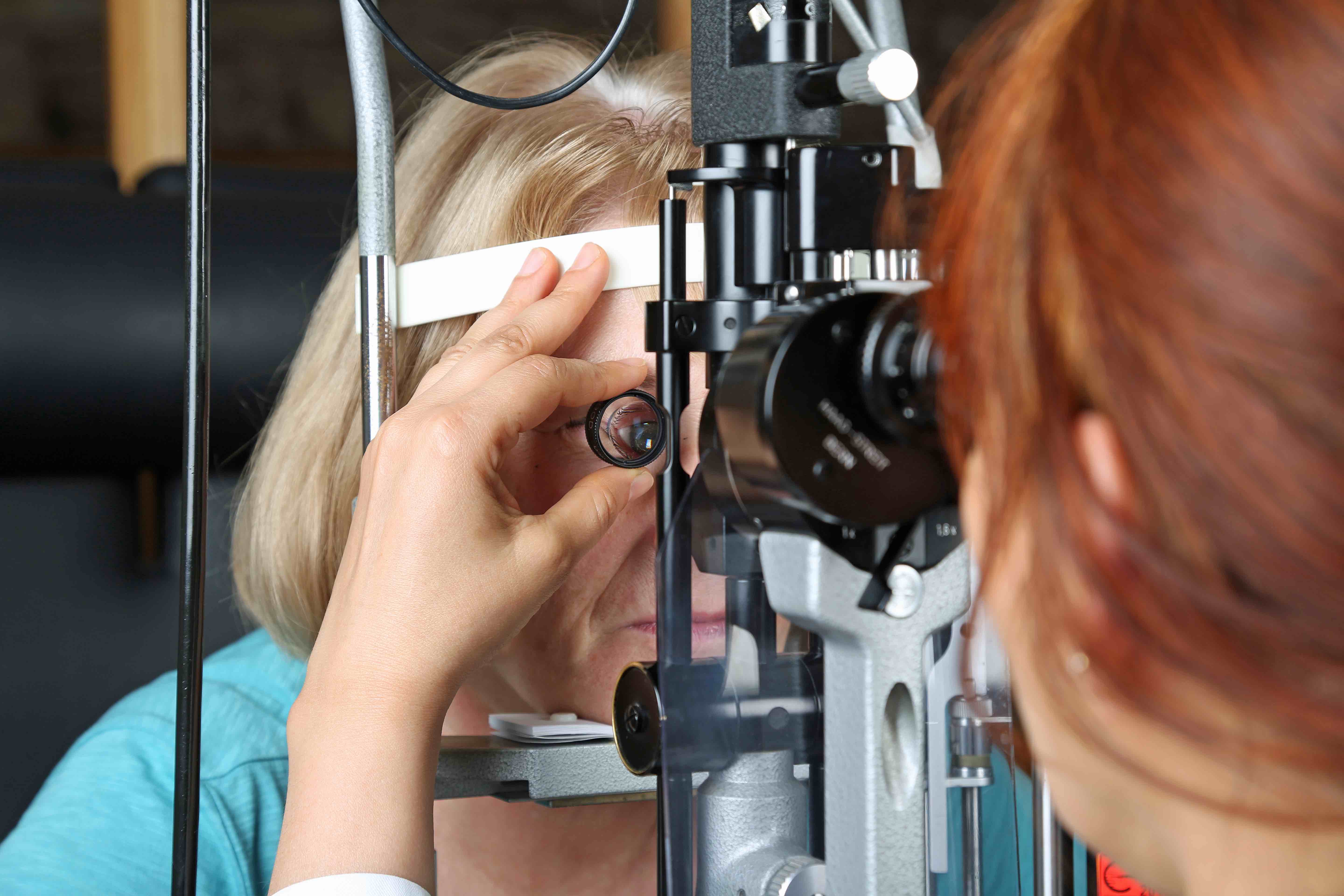 Un fond d'œil est un examen ophtalmologique qui permet de diagnostiquer et suivre une maladie oculaire. © Klaus Eppele, Adobe Stock