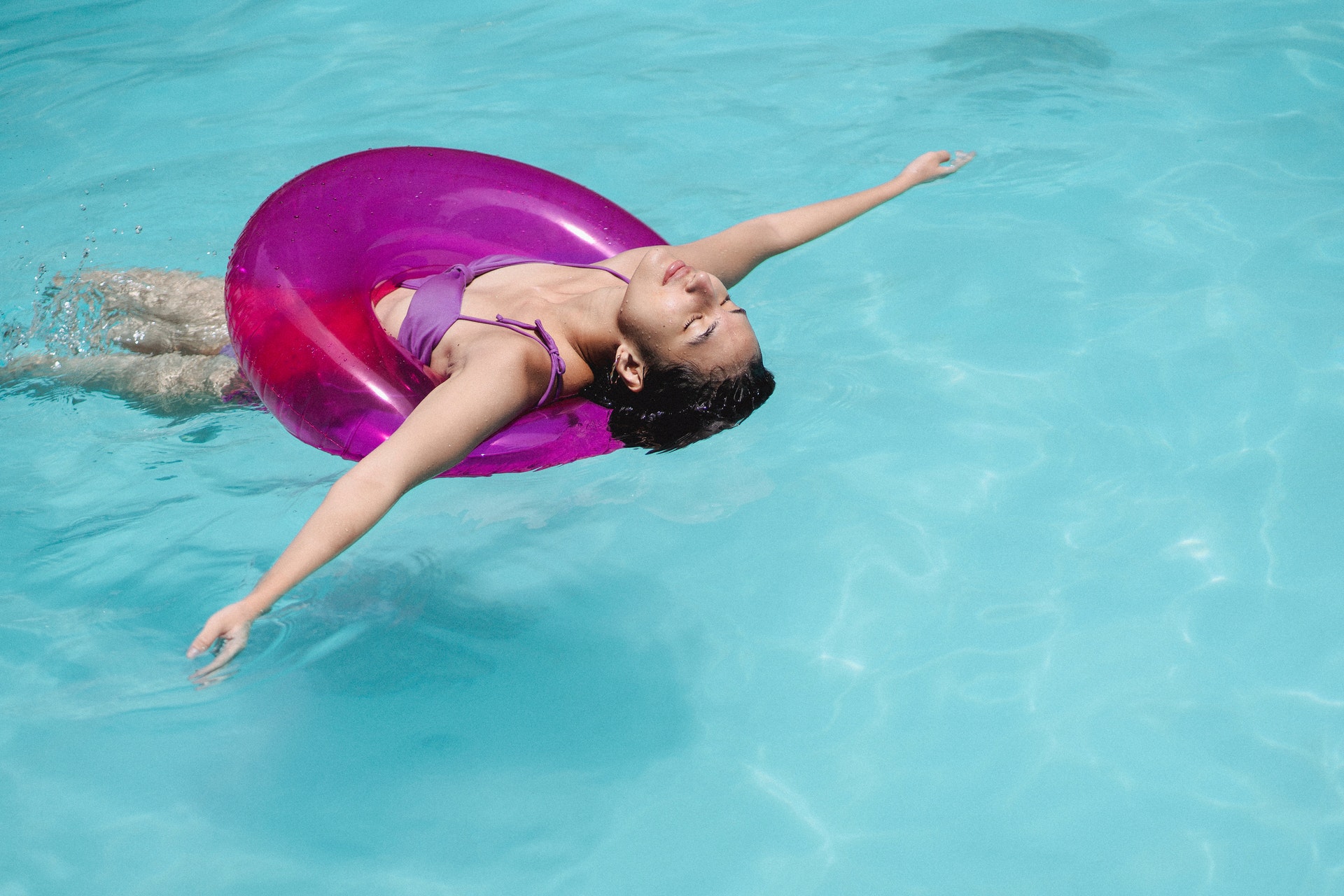 Le succès de la piscine à coque. © Armin Rimoldi, Pexels