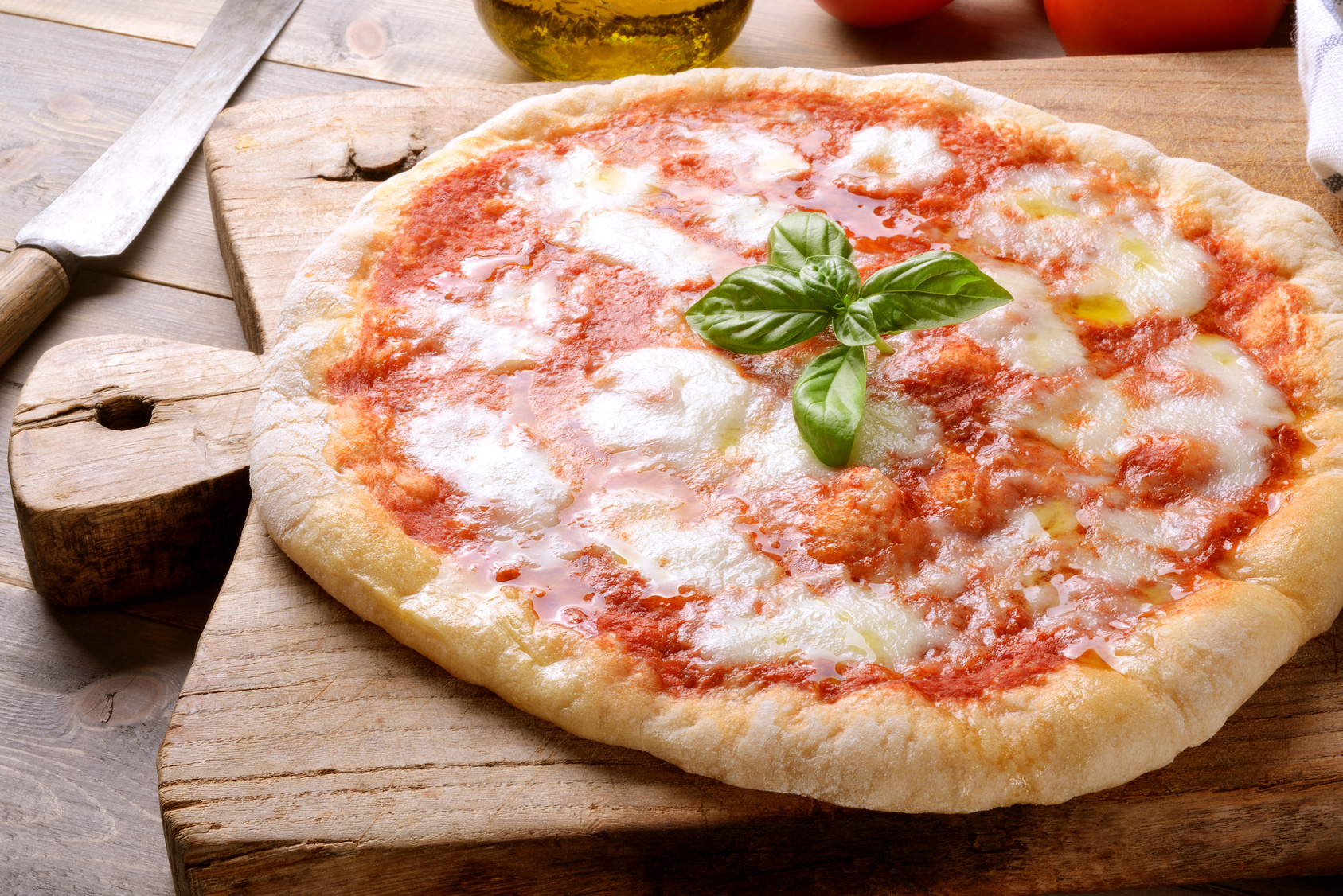 Une pizza margherita bien appétissante. © fabiomax, fotolia