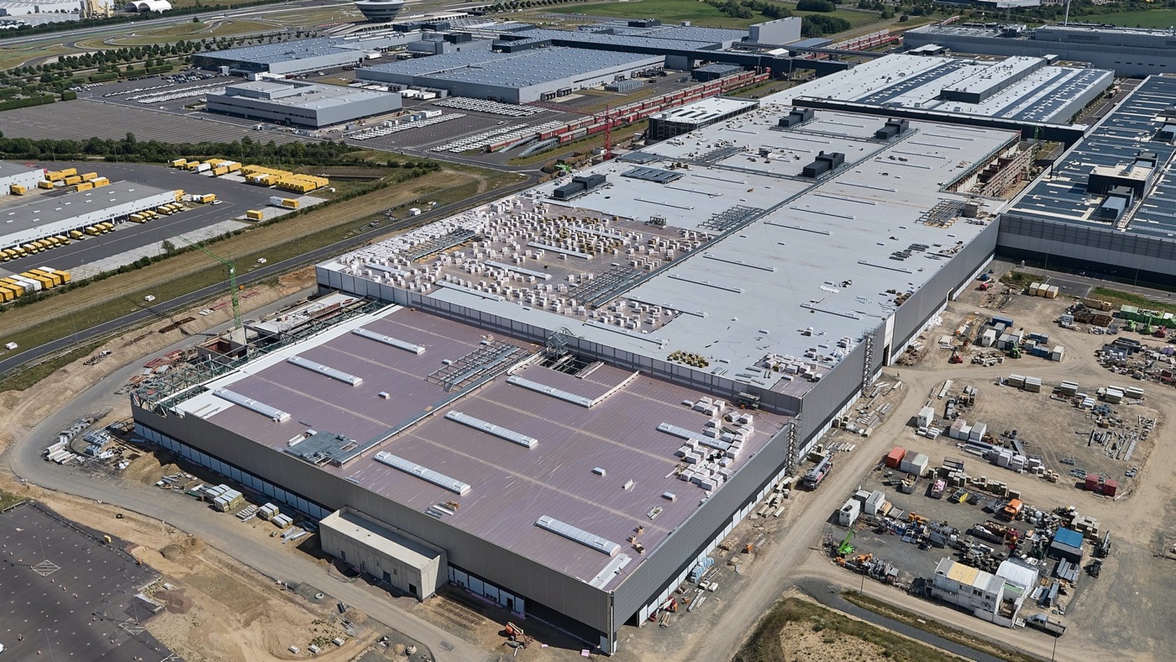 L’usine Porsche de Leipzig a été inaugurée en 2000. Le constructeur dit y avoir investi plus de 1,3 milliard d’euros. © Porsche
