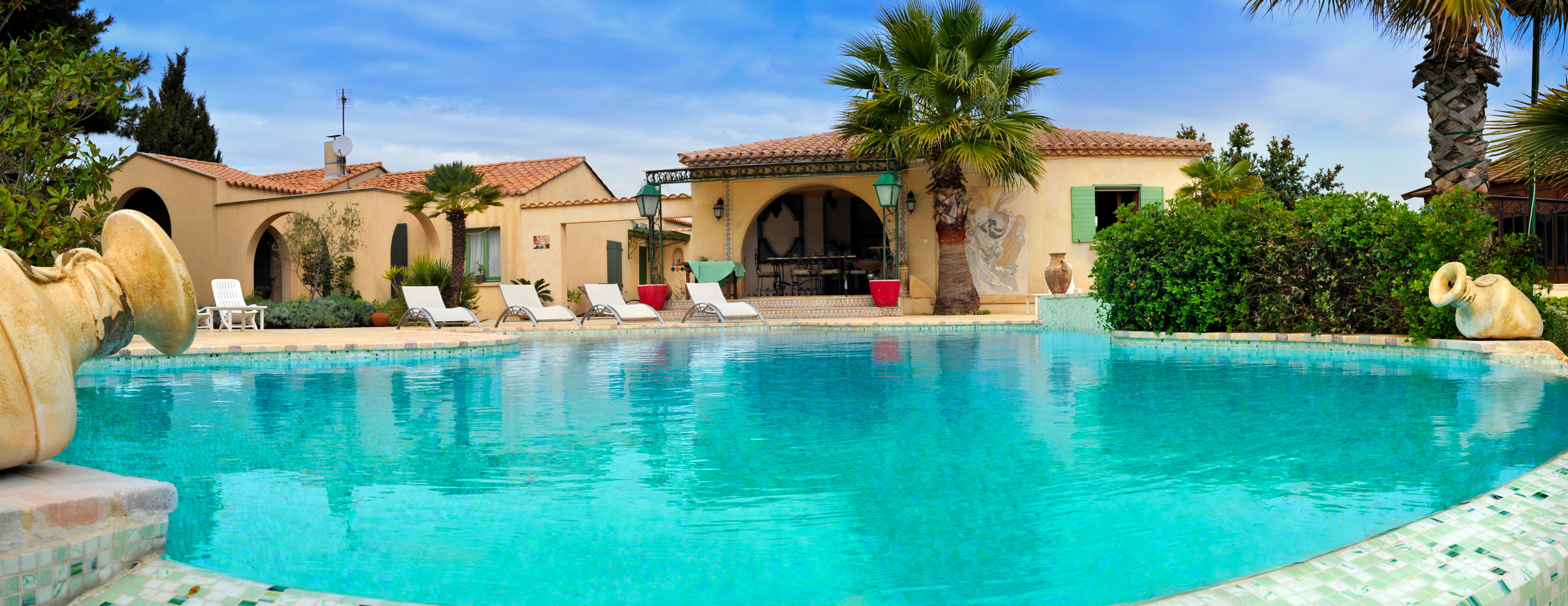Quel est le prix d'une piscine au m² ? © Tilio & Paolo, Adobe Stock