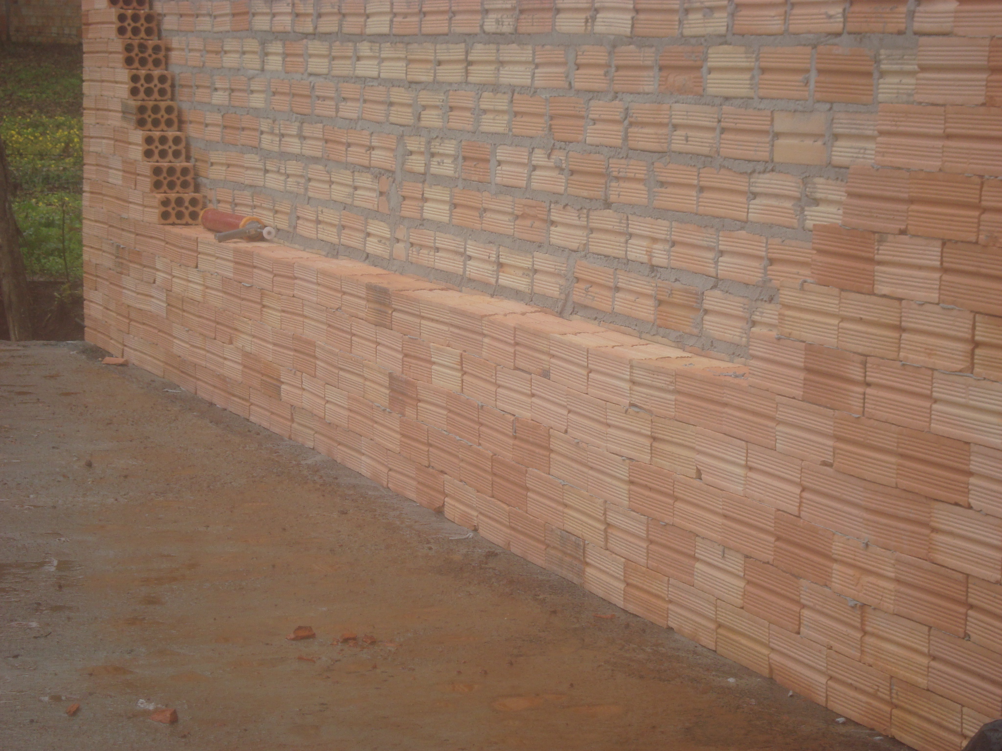 Avant d'abattre une cloison, il faut vérifier que ce n'est pas un mur porteur. © Non connu, Wikimedia CC BY-SA 3.0