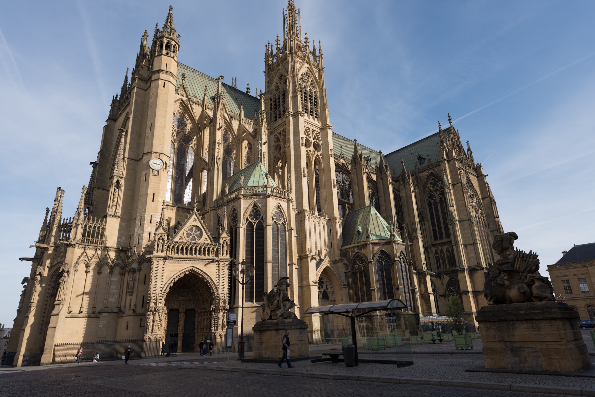 La cathédrale Saint-Étienne de Metz dans le département de la Moselle est le monument le plus visité de la ville. © Bruce Critelli, Flickr